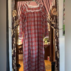 Vintage cottagecore granny flannel Long Sleeve Nightgown